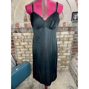 vanity fair negligee slip Vintage black nightgown